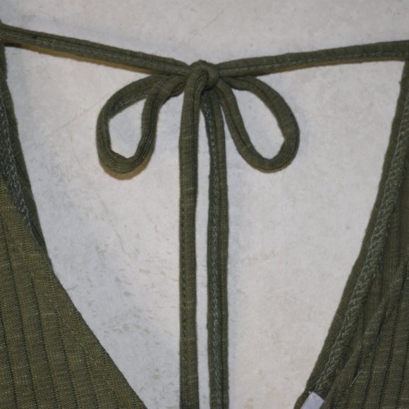 Brand New GB Green Tied Back V-Neck Ribbed Knit Short Sleeve Dress - Picture 5 of 7